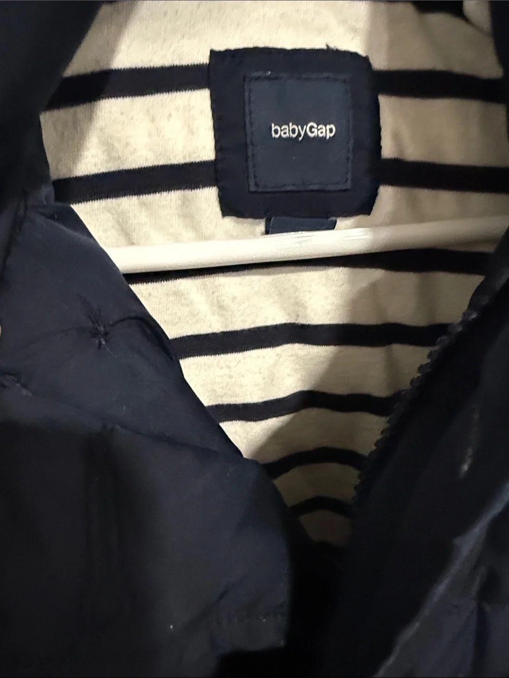 GAP navy puffer